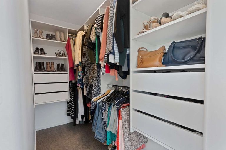 Photo of property in 1 Julia Close, Rolleston, 7614