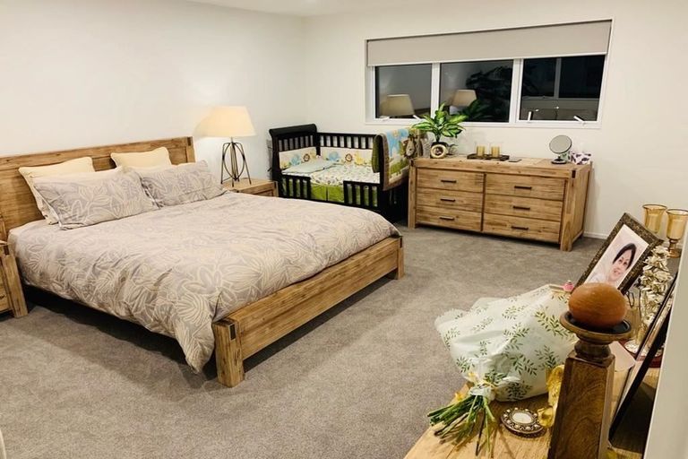 Photo of property in 10a Glenfield Road, Birkenhead, Auckland, 0626