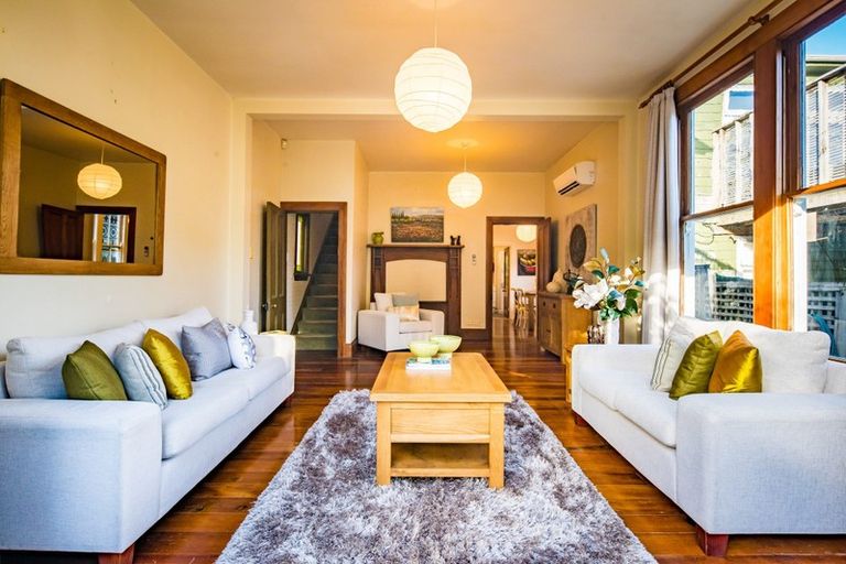 Photo of property in 32 Crieff Street, Northland, Wellington, 6012