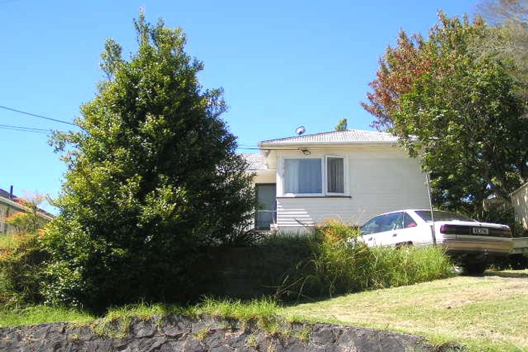Photo of property in 43 Lake Road, Northcote, Auckland, 0627