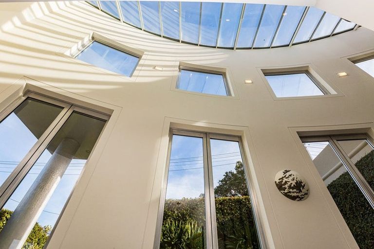 Photo of property in 6 Wesley Road, Kelburn, Wellington, 6012