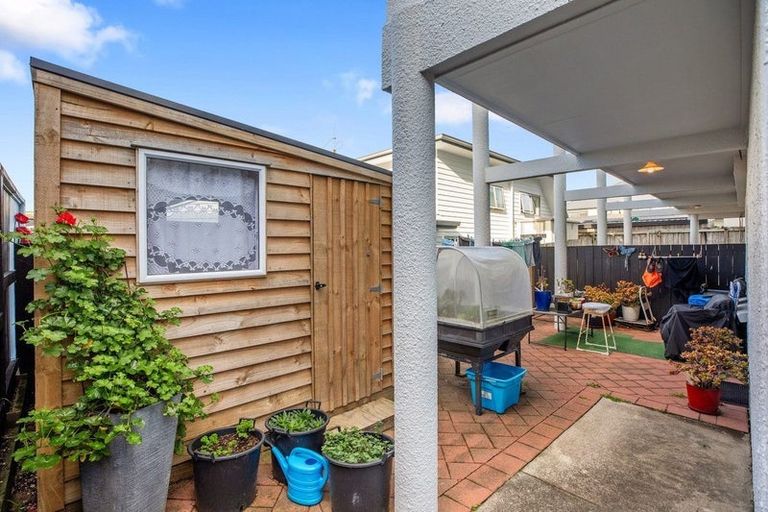 Photo of property in 23 Victoria Road, Mount Maunganui, 3116