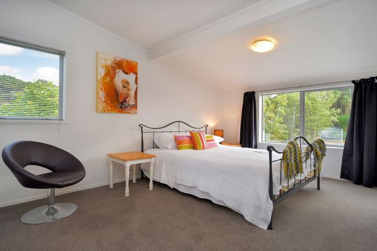 Photo of property in 48a Konini Road, Titirangi, Auckland, 0604