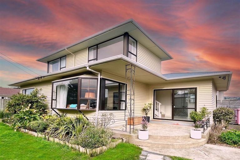 Photo of property in 177 Cashmere Road, Hoon Hay, Christchurch, 8025