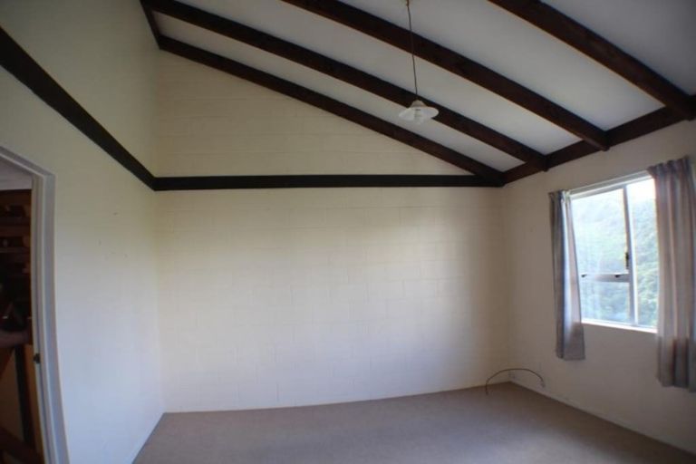 Photo of property in 3/4 Narbada Crescent, Khandallah, Wellington, 6035