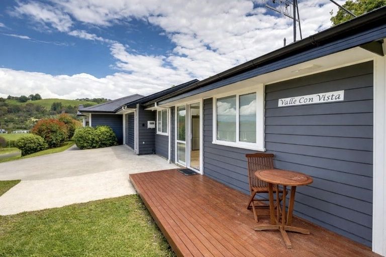 Photo of property in 7 Ridgeway Terrace, Taradale, Napier, 4112