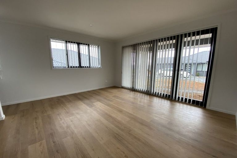 Photo of property in 37 Rock Ridge Drive, Te Kamo, Whangarei, 0112