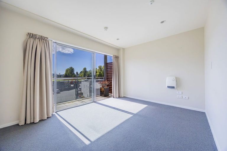 Photo of property in Albany Central, 7d/210 Dairy Flat Highway, Albany, Auckland, 0632