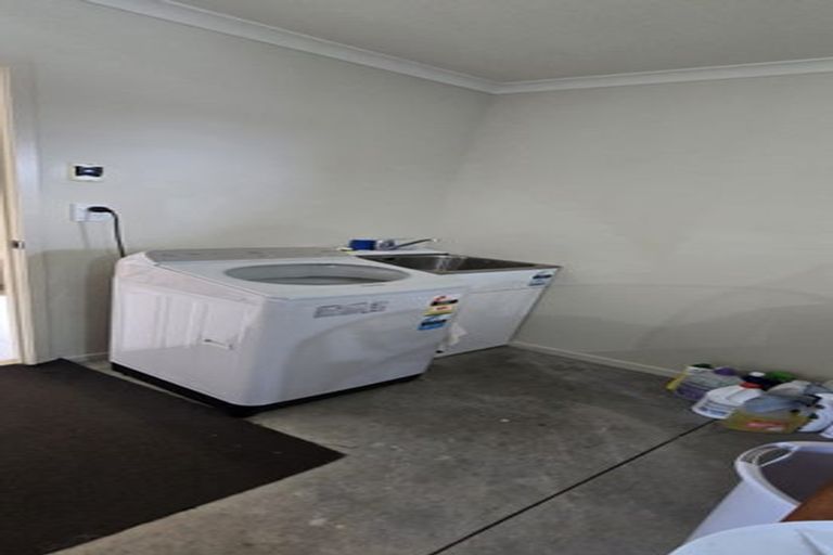 Photo of property in 28 Sirius Crescent, Rototuna North, Hamilton, 3210
