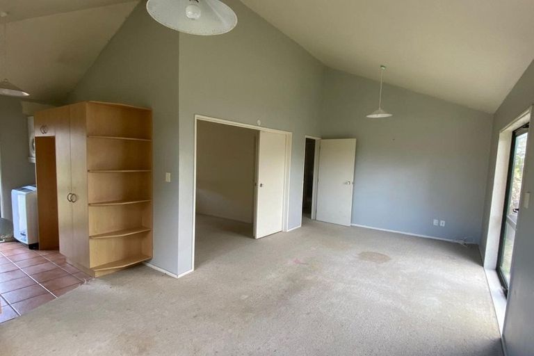 Photo of property in 21 Seabrook Avenue, New Lynn, Auckland, 0600