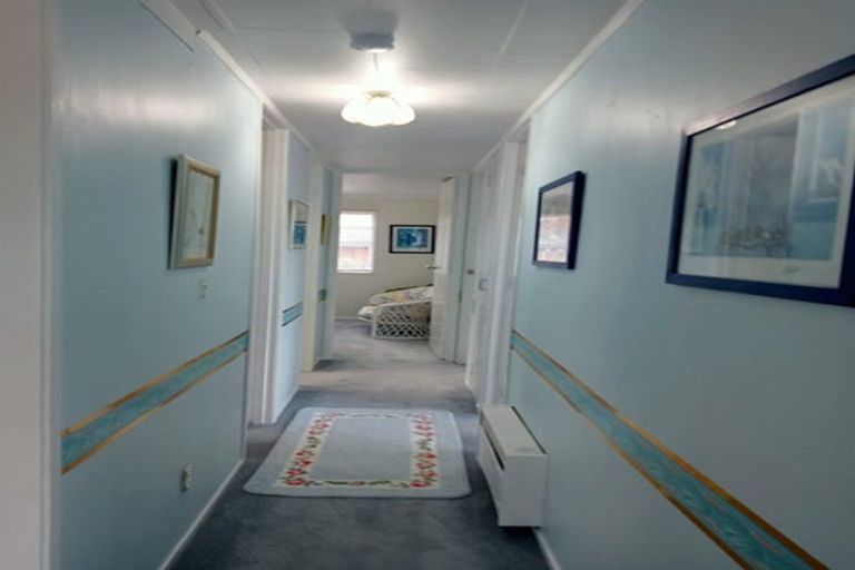 Photo of property in 11 Iredale Road, Hawera, 4610