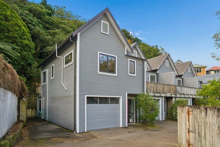 Photo of property in 10/162 Aro Street, Aro Valley, Wellington, 6021