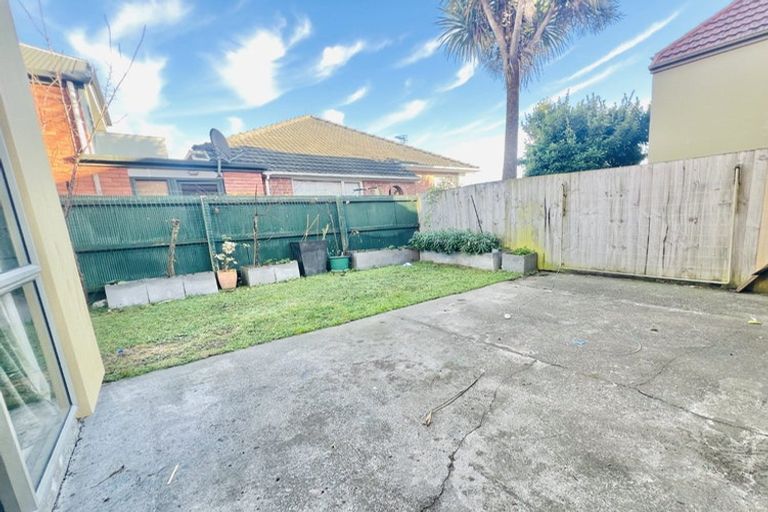 Photo of property in 2/19 George Street, Riccarton, Christchurch, 8041
