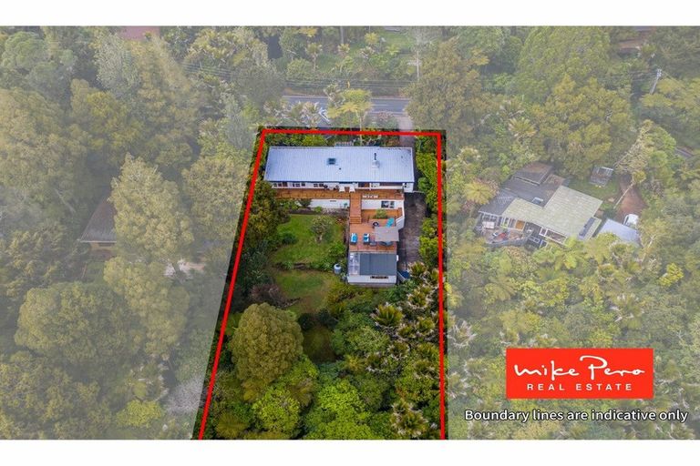 Photo of property in 258 Shaw Road, Titirangi, Auckland, 0604