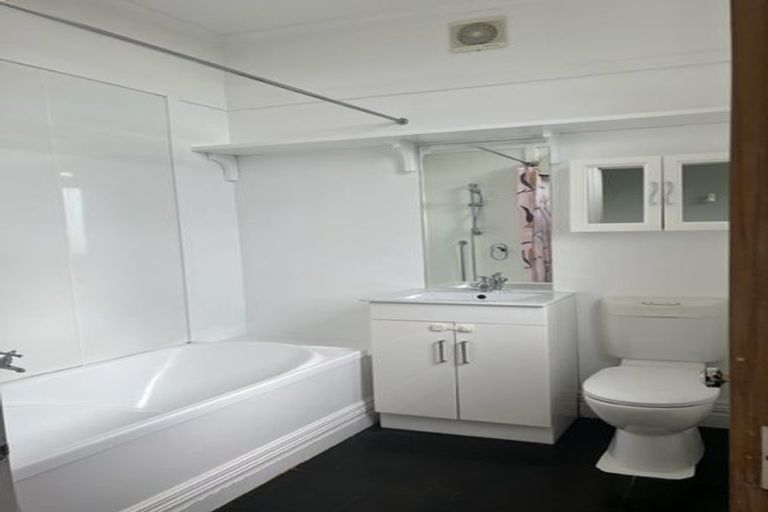 Photo of property in 20 Bruce Avenue, Brooklyn, Wellington, 6021