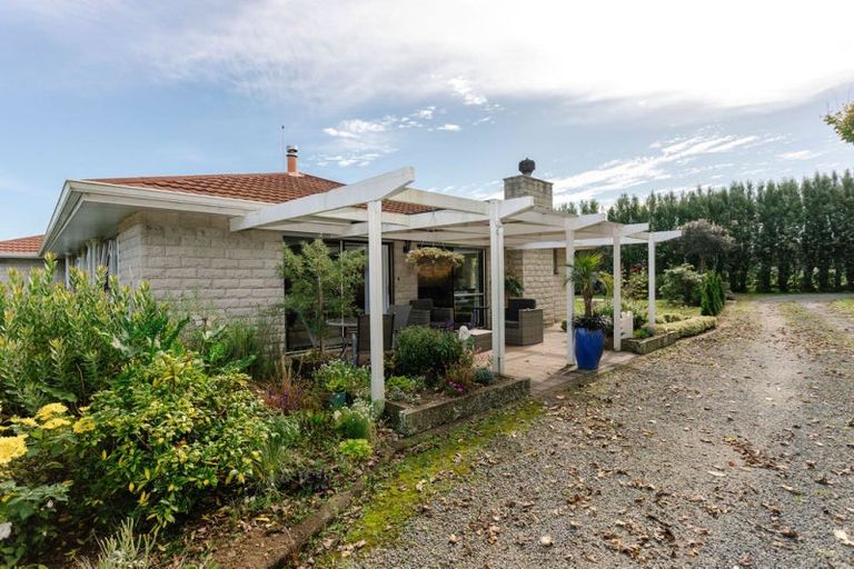 Photo of property in 47 Laws Road, Dannevirke, 4972