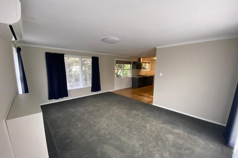 Photo of property in 19 Kayes Road, Pukekohe, 2120