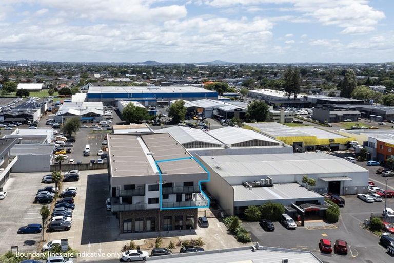 Photo of property in 4/9 Freeman Way, Manukau, Auckland, 2104