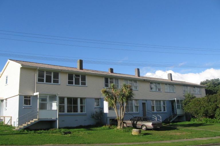 Photo of property in 26-32 Castor Crescent, Cannons Creek, Porirua, 5024
