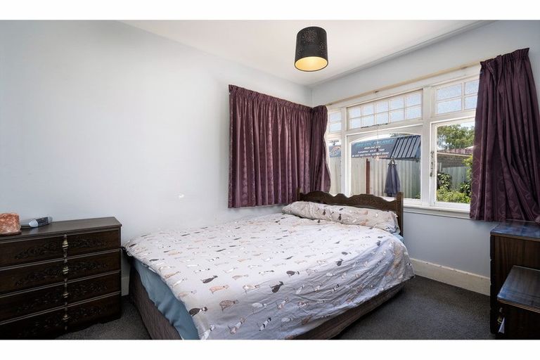 Photo of property in 257 Ferry Road, Waltham, Christchurch, 8011