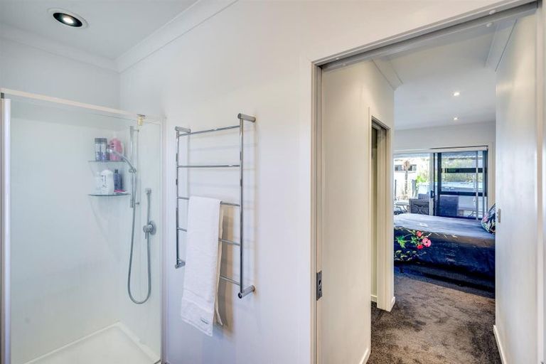 Photo of property in 21 Tasman Drive, Poraiti, Napier, 4112