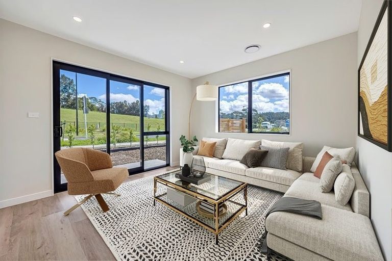 Photo of property in 13 Katote Avenue, Swanson, 0614