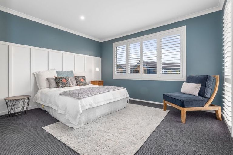 Photo of property in 6 Arapipi Way, Peka Peka, Waikanae, 5391