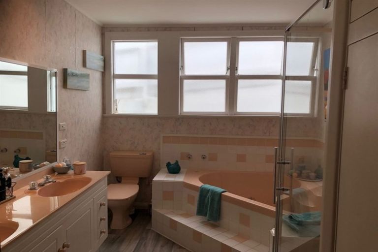 Photo of property in 4 Cecil Road, Wadestown, Wellington, 6012