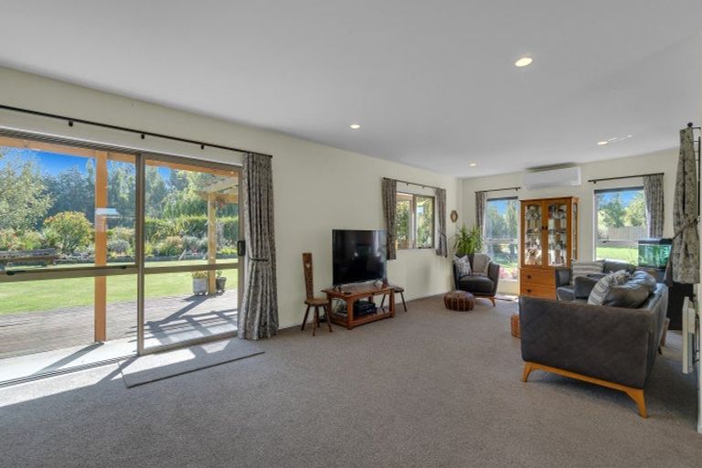 Photo of property in 305 Loburn Terrace Road, Loburn, Rangiora, 7472