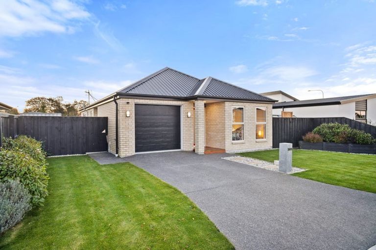 Photo of property in 12 Jury Lane, Woodend, 7610