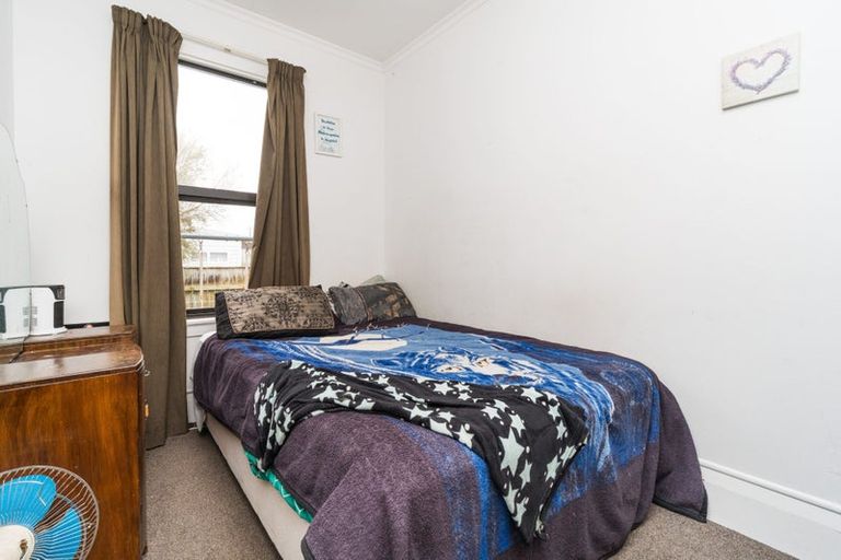 Photo of property in 32 Cambridge Street, Milson, Palmerston North, 4414