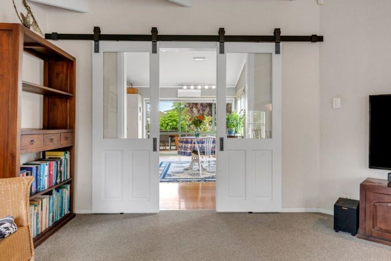 Photo of property in 16 Grove Lane, Pakuranga, Auckland, 2010