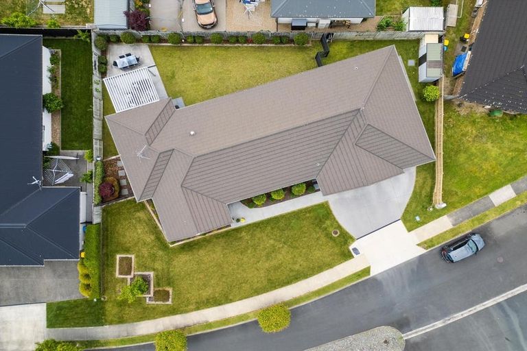 Photo of property in 16 Lilac Close, Cambridge, 3434