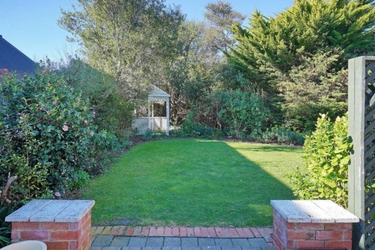 Photo of property in 12 Milesbrook Close, Rangiora, 7400