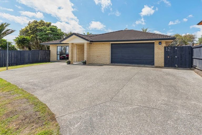 Photo of property in 12 Reybert Place, Massey, Auckland, 0614