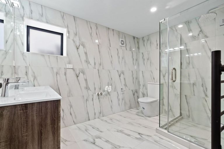 Photo of property in 51 Kirikiri Drive, Papakura, 2110