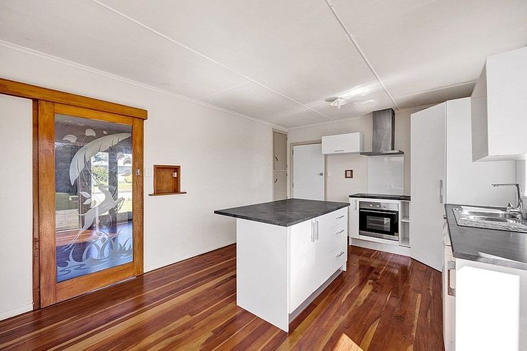 Photo of property in 8 Pacey Avenue, Hawera, 4610