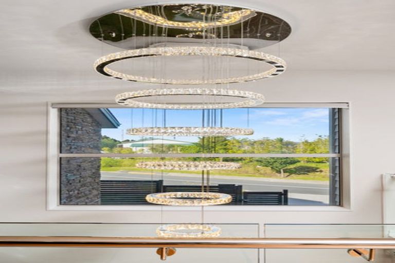 Photo of property in 6c Aralia Road, Sunnynook, Auckland, 0620