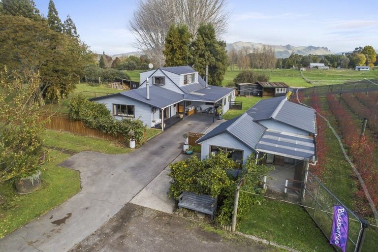 Photo of property in 221 Hamurana Road, Hamurana, Rotorua, 3097