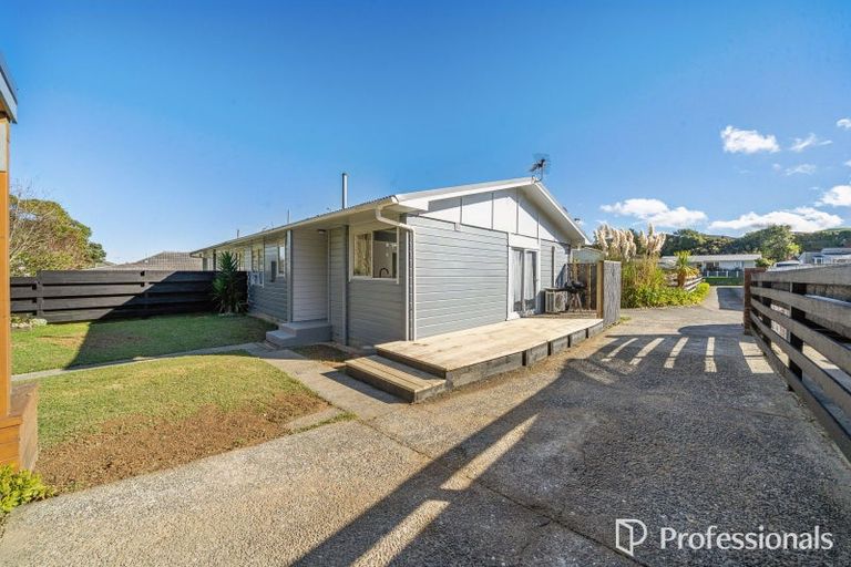 Photo of property in 178b Major Drive, Kelson, Lower Hutt, 5010