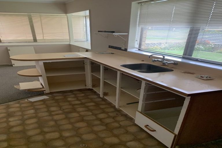 Photo of property in 2/413 Gloucester Street, Taradale, Napier, 4112