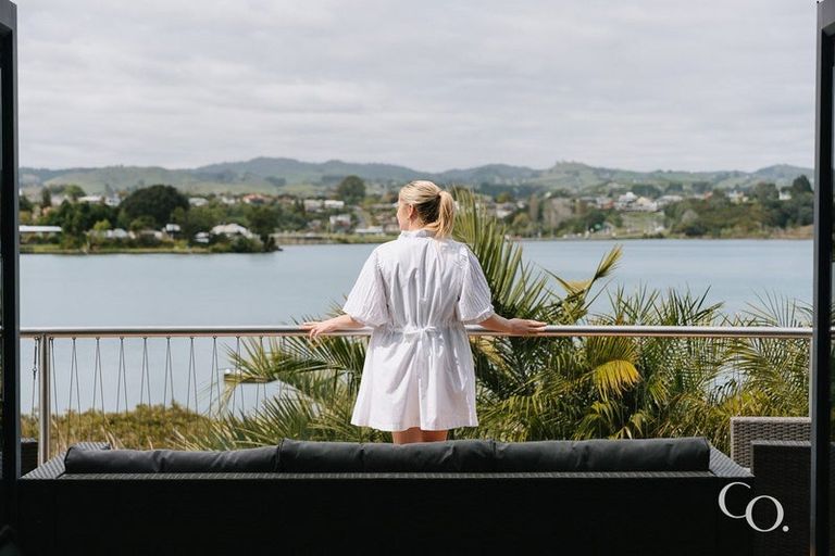 Photo of property in 1 Seventeenth Avenue, Tauranga South, Tauranga, 3112