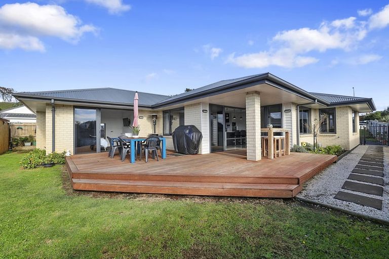Photo of property in 4 Ellesmere Avenue, Bell Block, New Plymouth, 4312