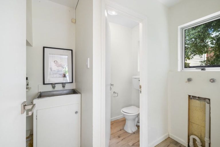 Photo of property in 1/34 Holly Road, St Albans, Christchurch, 8014