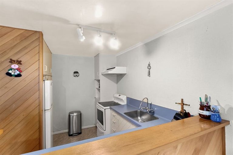 Photo of property in 64 Kirkwood Avenue, Upper Riccarton, Christchurch, 8041