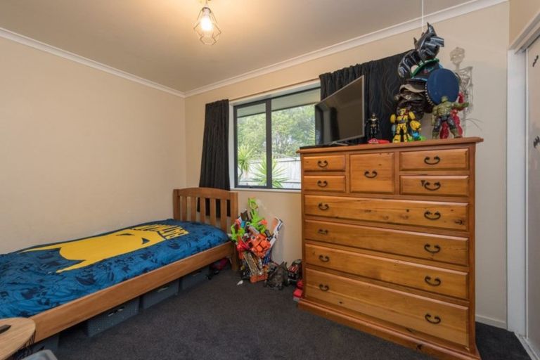 Photo of property in 17 Duffy Place, Stoke, Nelson, 7011