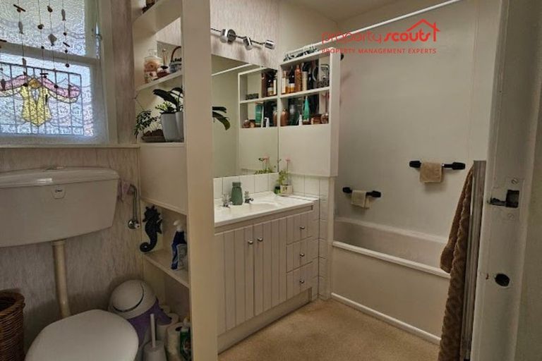 Photo of property in 62 Elizabeth Street, Waikanae, 5036