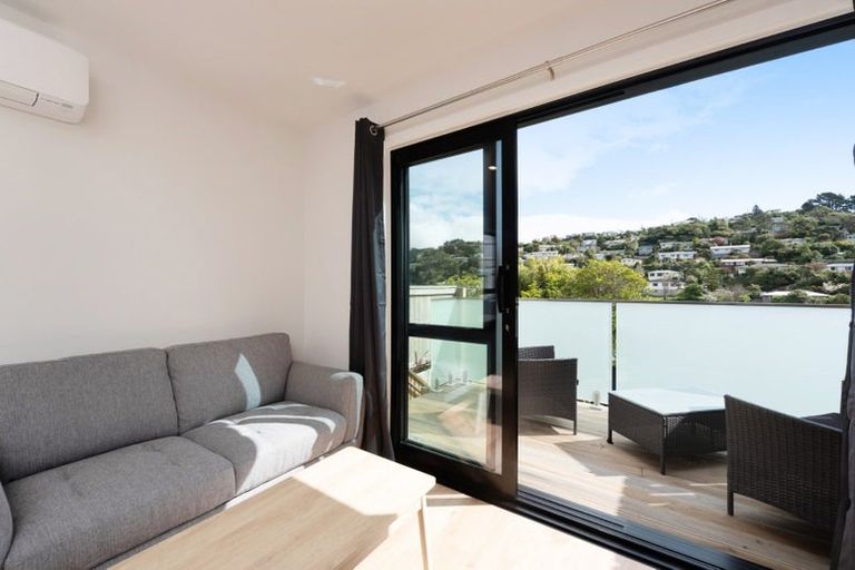 Photo of property in 1u3 Robert Street, Newlands, Wellington, 6037