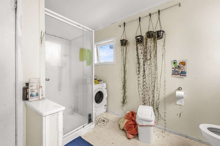 Photo of property in 14 Tawa Street, Inglewood, 4330