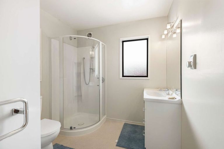 Photo of property in 1/32 Patterson Terrace, Halswell, Christchurch, 8025